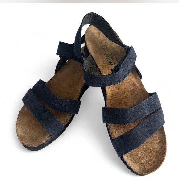 Naot Navy and Tan Sandals - Picture 1 of 8